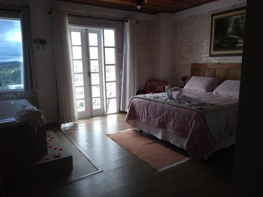 Pousada Casa Pinha Inn Campos do Jordao